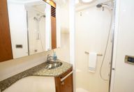 Sea Ray 420 Sedan Bridge ‘The Up Side’