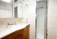 60′ 2001 Hatteras Convertible ‘Our Trade’