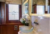 90′ 2016 Ocean Alexander Motoryacht ‘Our Trade’