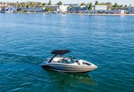 25′ 2018 Regal RX Surf
