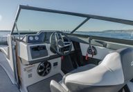 25′ 2018 Regal RX Surf