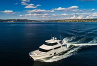 88′ 2019 Ocean Alexander Skylounge 88E21