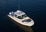 32′ 2018 Pursuit 325 DC