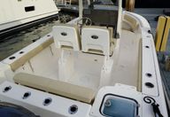 23′ 2017 Pursuit C238