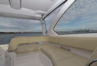 32′ 2017 Pursuit OS325
