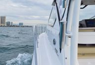32′ 2017 Pursuit OS325
