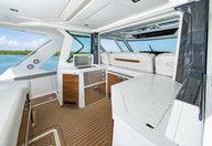 Tiara Yachts 48 LS