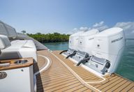 Tiara Yachts 48 LS