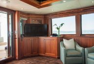 82′ 2013 Ocean Alexander Cockpit ‘Our Trade’