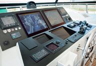 82′ 2013 Ocean Alexander Cockpit ‘Our Trade’