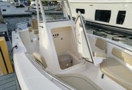 23′ Pursuit C238