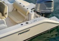 23′ Pursuit C238
