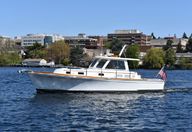 38′ Grand Banks Eastbay HX ‘Fish’