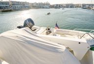 75′ 2001 Hatteras Cockpit Motor Yacht