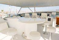 75′ 2001 Hatteras Cockpit Motor Yacht