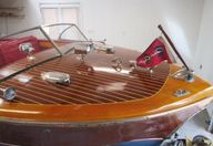 19′ 1952 Chris Craft Holiday ‘Holiday Girl’
