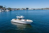 32′ 2019 Pursuit S328