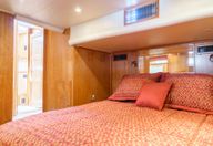 51′ 2007 Navigator 5100