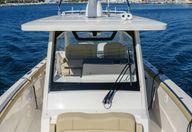 32′ 2019 Pursuit S328
