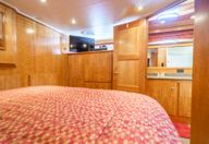 51′ 2007 Navigator 5100