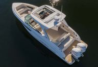33′ 2019 Regal OBX