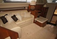 37′ 2003 Cruisers Yachts 3750 AC