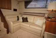 37′ 2003 Cruisers Yachts 3750 AC