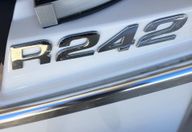 24′ 2016 Robalo