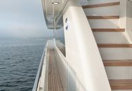 88′ 2019 Ocean Alexander Skylounge 88E21