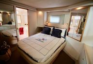 42′ 1999 Sea Ray 420 Aft Cabin ‘Nauti Dog’