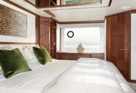 88′ 2019 Ocean Alexander Skylounge 88E21
