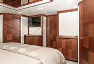 88′ 2019 Ocean Alexander Skylounge 88E21