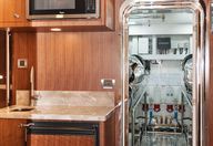 88′ 2019 Ocean Alexander Skylounge 88E21