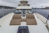 52′ 2019 C52 Carver Command Bridge