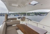 52′ 2019 C52 Carver Command Bridge