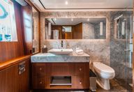 100′ 2018 Ocean Alexander