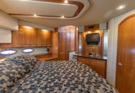 45′ 2005 Cruisers Yachts 455 Express Motoryacht