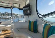 45′ 2005 Cruisers Yachts 455 Express Motoryacht