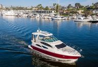 45′ 2005 Cruisers Yachts 455 Express Motoryacht