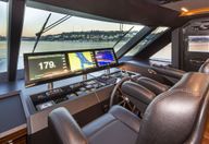 90 Revolution 2020 Ocean Alexander 90R03