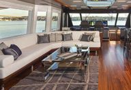 90 Revolution 2020 Ocean Alexander 90R03
