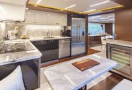90 Revolution 2020 Ocean Alexander 90R03