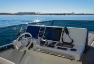 68′ 2018 Prestige Flybridge