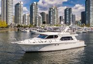 61′ 2004 Ocean Alexander ‘Days Off’