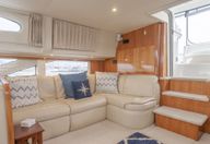 46′ 2005 Carver Motor Yacht