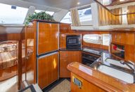 564 Cockpit Motor Yacht
