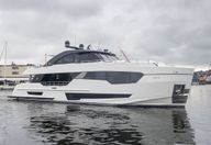 28 Revolution 2021 Ocean Alexander 28R08