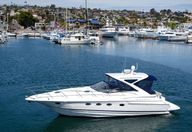 44′ 2010 Regal 4460 Commodore