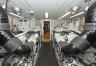 90′ 2001 Sovereign Pilothouse ‘One Shot’