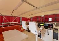 90′ 2001 Sovereign Pilothouse ‘One Shot’